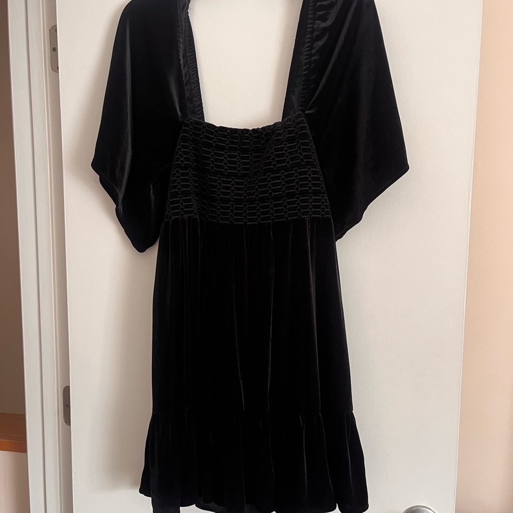 Chelsea & Violet Black Velvet Dress
